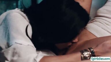 Wanna konow how ts stepmom Ariel Demure fucks a teen pussy? - 4 image