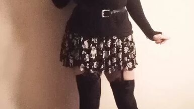 Dawn Does Her Best Buttplug Boob Bounces - 1 image