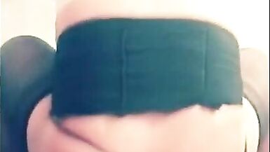 Peruvian shemale eats pickles up her ass, chewing with her anus anal insertion - 8 image