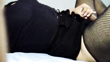 ANGIE LUNA - JUGANDO CON MI PLUG - ANAL - 11 image