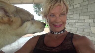 the slut leather shemale is a sissy - 1 image