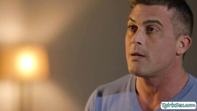 Big tits tranny babe Jade Venus gives straight guy anal treat - 2 image