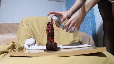 Cum fetish PT. 1 Alien dildo helps to fill with semen this glass - 13 image