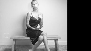 Get To Know Me A Little - Your Girl Flowerava - 4 image