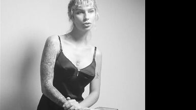 Get To Know Me A Little - Your Girl Flowerava - 5 image