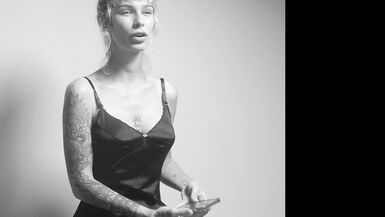 Does Penis Size Matter? Q&A With Model and Performer Flowerava - 11 image