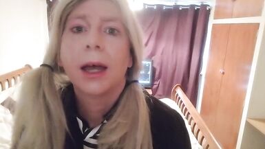 Sexy college girl, with something extra! - 8 image