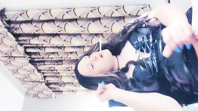 Official Kylie Wearing Latex & Smoking Sexy 120s - 11 image