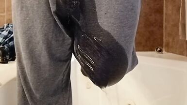 Pee Compilation Slow Motion - 14 image