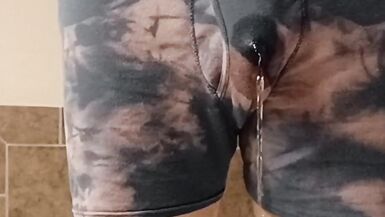 Pee Compilation Slow Motion - 8 image