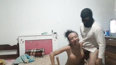 In the middle of a Wednesday night, at home, I decided to call my close neighbor to visit me, and I ended up doing something with him. - 5 image