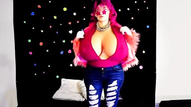 Juggsy Boobs Bounce Ho - 14 image