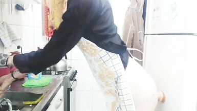 Sissy Aniya washing dishes and putting the dildo in her ass - 2 image