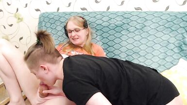 Gamer trans girl Astra get distracted by her girlfriend - 7 image