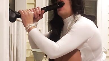 DeeDeeSlut69 Taking on a Horse Cock - 4 image