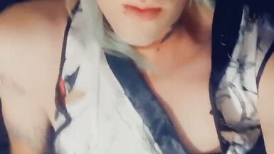 Kimono Babe wants to be spread and Fucked on the Bed - 9 image