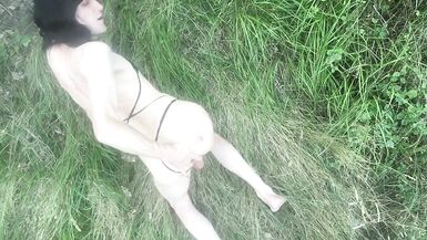 She pisses on herself in the woods - 6 image