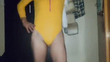Playing around in my yellow suit ass shaking and flapping - 9 image