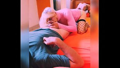 Natty goes outside to meet a date - 1 image