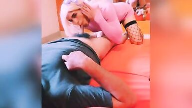 Natty goes outside to meet a date - 6 image