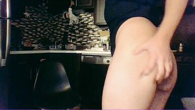 19 year old Trans girl cums on camera