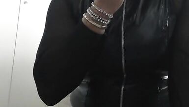 Crossdresser holly has multiple sissygasm - 8 image