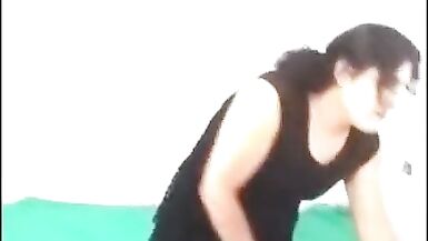 transvestite elizabeth breaking her anus with extreme mega anal insertion with rare objects - 4 image