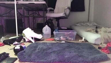 Astrid Apathy poses and toys ass a little - 2 image