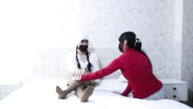 Invited a friend home and began to harass after learning about her secret - 2 image