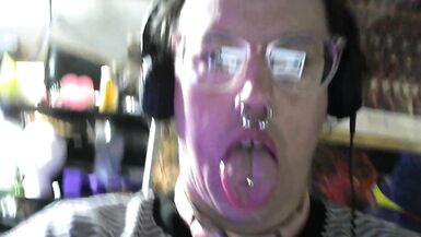 i stretched my septum to 8 gg now im so happy - 14 image