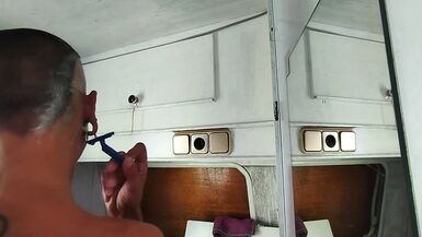 Shaving half of my head cause I'm a freak. Use headphones to hear all the shaving noises! - 12 image