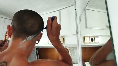 Shaving half of my head cause I'm a freak. Use headphones to hear all the shaving noises! - 15 image