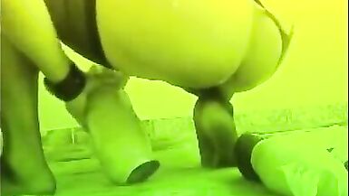 Shemale Elizabeth dilating her anus with passion, shemale's giant ass swallowing giant dildo - 10 image