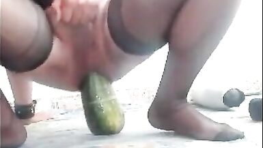 Shemale Elizabeth dilating her anus with passion, shemale's giant ass swallowing giant dildo - 8 image