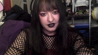 HOT Goth transgirl webcam chat - 1 image