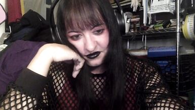 HOT Goth transgirl webcam chat - 4 image