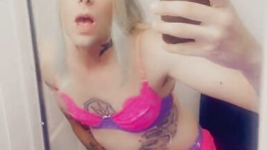 Beautiful Pretty in Pink babe - 10 image