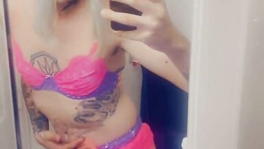 Beautiful Pretty in Pink babe - 11 image