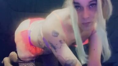 Sexy Party Girl wants to Play - 4 image