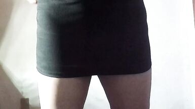 Trying on my black dress - 3 image