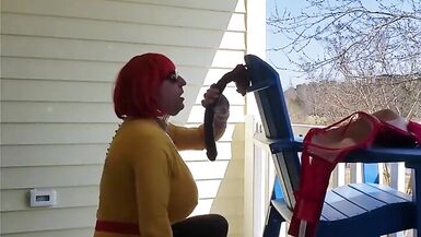 DeeDeeSlut69 in a Yellow Dress on her balcony Playing - 5 image