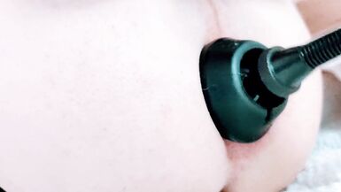 Erika Oak's Big Inflation - 13 image