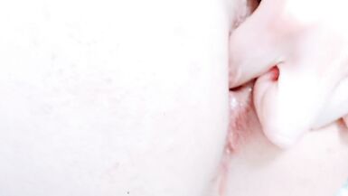 Erika Oak's Big Inflation - 15 image