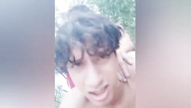 Me voy con este chico ala orilla  con brittanygreys - 3 image