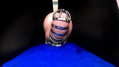 Closed girl made a golden fountain and filled a tube with cum - 11 image