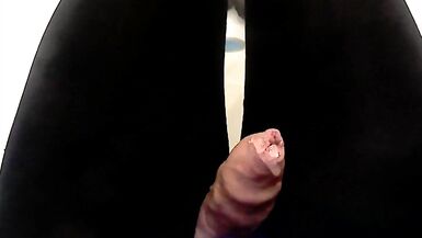 Closed girl made a golden fountain and filled a tube with cum - 12 image