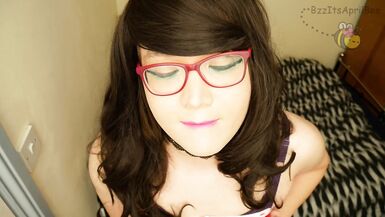 Happy Christmas My Sluts xxx Trans JOI - 5 image