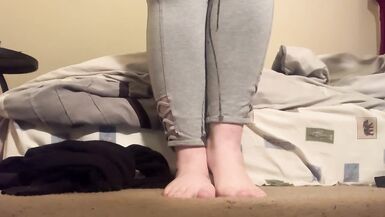 drenching my grey leggings - 11 image