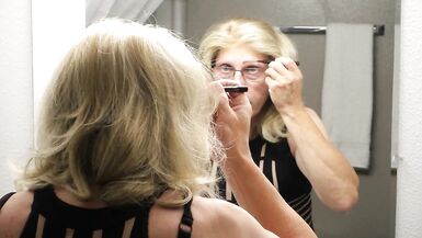 Mrs Samantha's roadtrip USA, Day 1, Jacksonville Fl (no sex) - 2 image