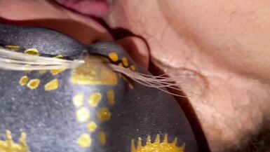 Lucia Martinez Trav lecca il culo, le palle ed il cazzo con passione! - 15 image